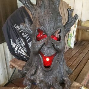 Halloween tree lights up flames